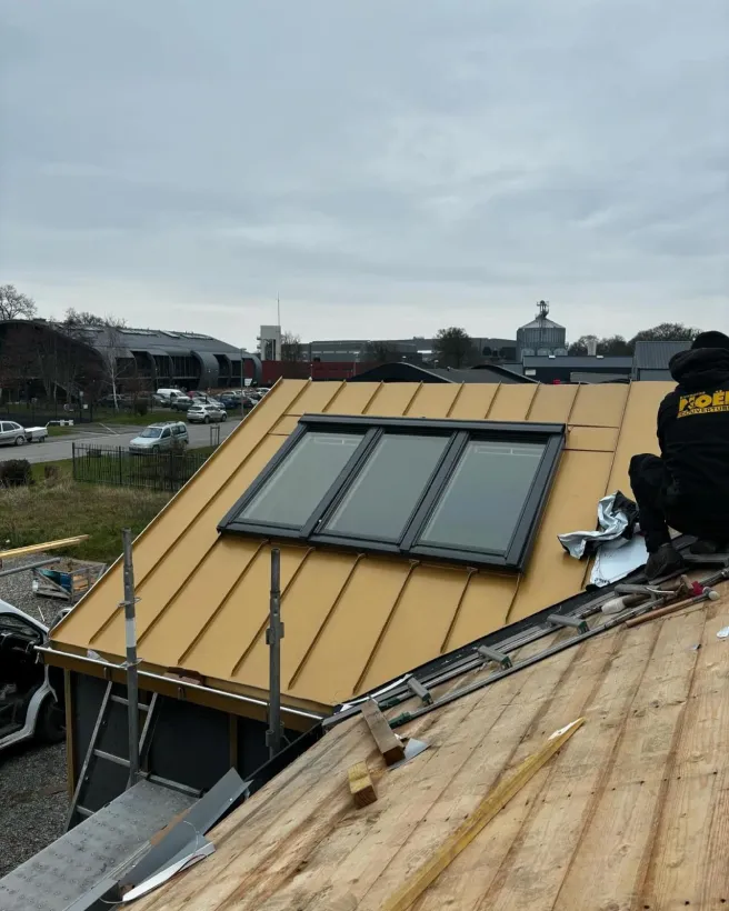 Noel Couverture Couvreur Dol De Bretagne Fenetre De Toit 5